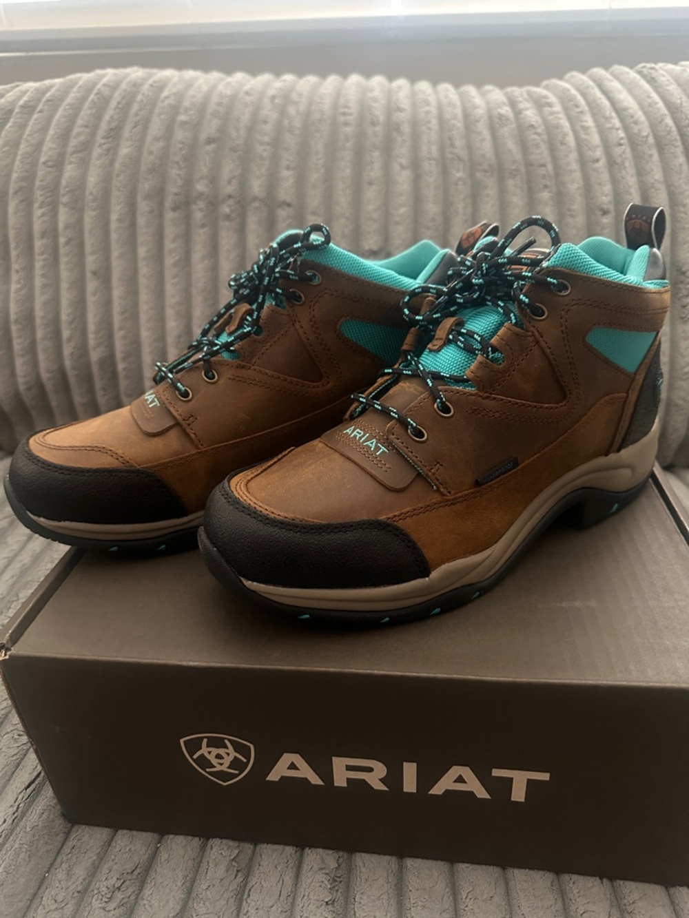 Ariat Brown Work Boots with Teal Accents - Picture 3 of 6